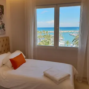 fantastic-apartment-in-front-of-the-sea-marina.1costadelsol.com/